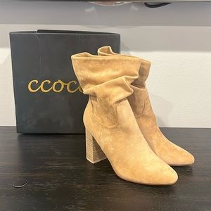 Suede boots